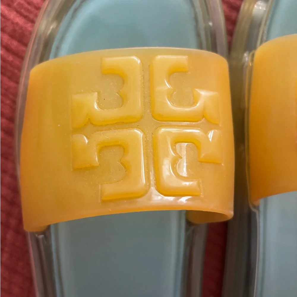 Tory Burch tory burch